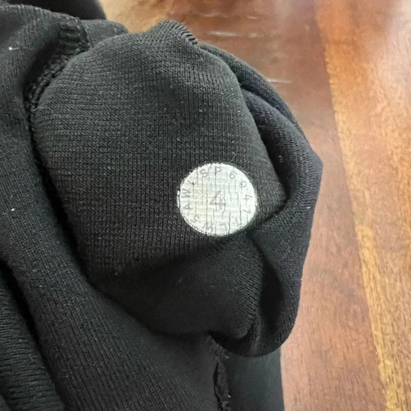 Lululemon Wunder Under Pant (Hi-Rise) *Tech Mesh 28" size 4 - Picture 5 of 5